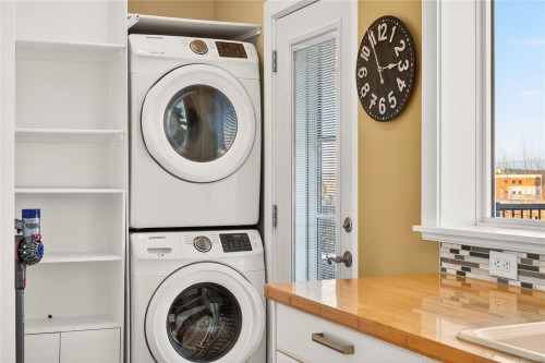 352 Kennedy St, Nanaimo, BC 