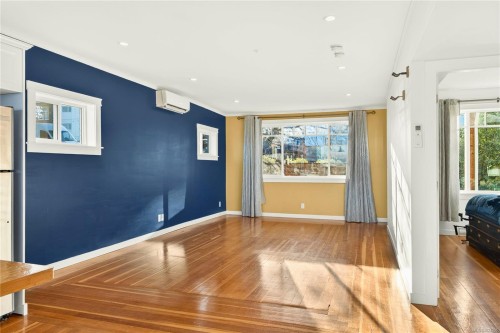 352 Kennedy St, Nanaimo, BC 