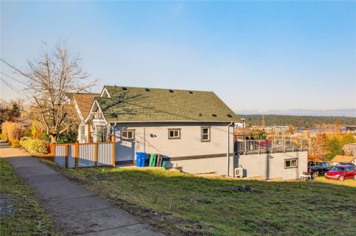 352 Kennedy St, Nanaimo, BC 