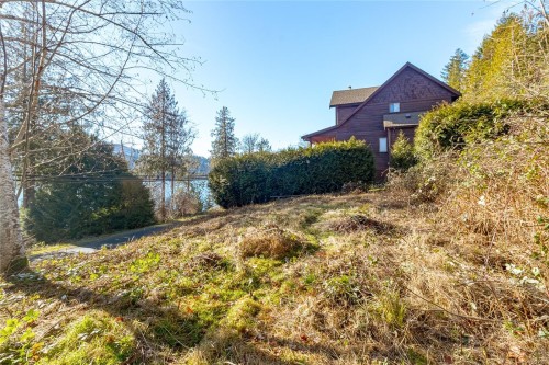 295 North Shore Rd West, Lake Cowichan, BC 