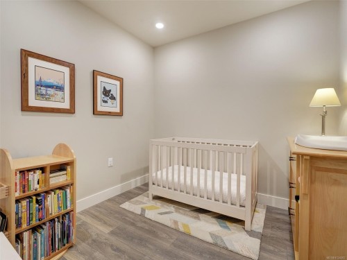 503-741 Travino Lane, Saanich, BC - Indoor Photo Showing Bedroom