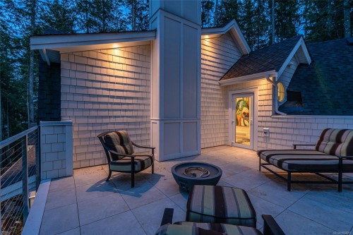 3973 Cove Rd, Ladysmith, BC 