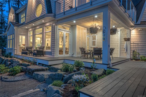 3973 Cove Rd, Ladysmith, BC 