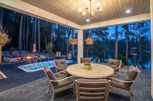 3973 Cove Rd, Ladysmith, BC 