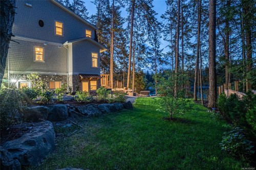 3973 Cove Rd, Ladysmith, BC 