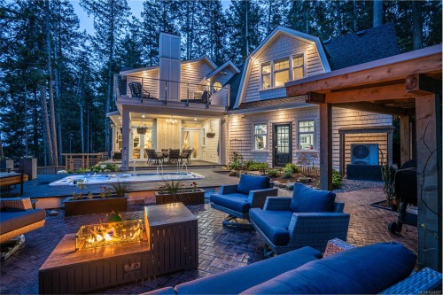 3973 Cove Rd, Ladysmith, BC 