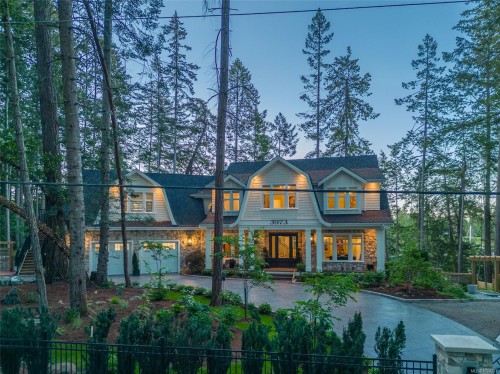 3973 Cove Rd, Ladysmith, BC 