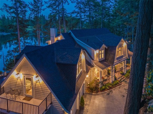 3973 Cove Rd, Ladysmith, BC 