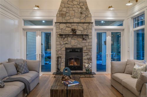 3973 Cove Rd, Ladysmith, BC 