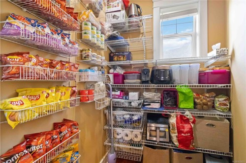 1287 Eston Pl, Langford, BC 