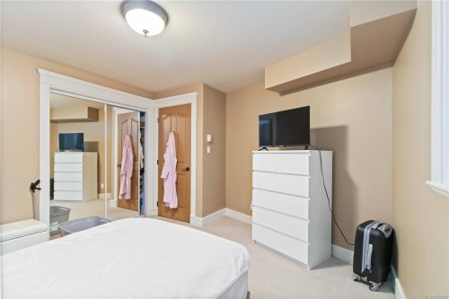 1287 Eston Pl, Langford, BC 