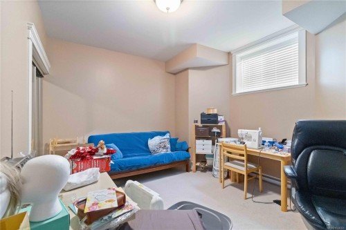 1287 Eston Pl, Langford, BC 