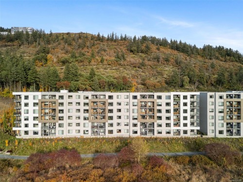 109-1371 Goldstream Ave, Langford, BC - Outdoor