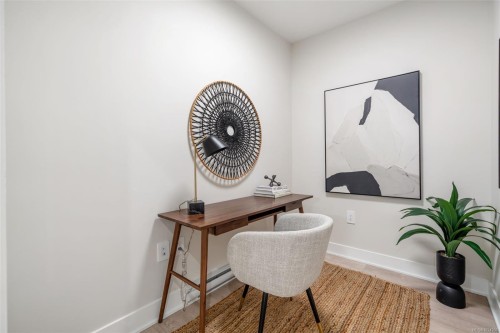 309-1371 Goldstream Ave, Langford, BC - Indoor