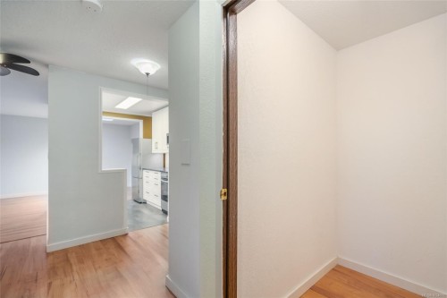305-363 Morison Ave, Parksville, BC - Indoor Photo Showing Other Room