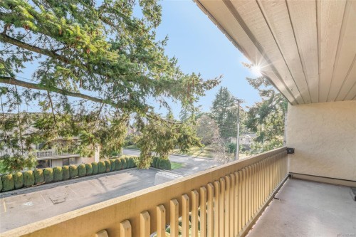 305-363 Morison Ave, Parksville, BC - Outdoor With Balcony