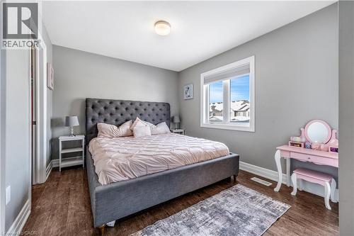 34 Nieson Street, Cambridge, ON - Indoor Photo Showing Bedroom