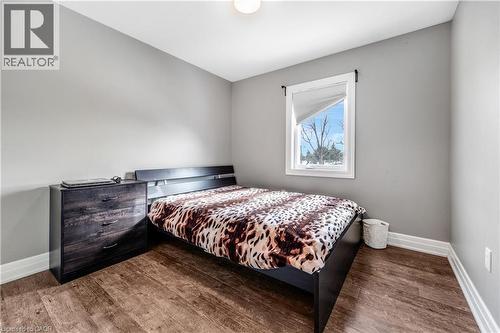 34 Nieson Street, Cambridge, ON - Indoor Photo Showing Bedroom