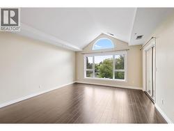 1045 Sutherland Avenue Unit# 323  Kelowna, BC V1Y 5Y1