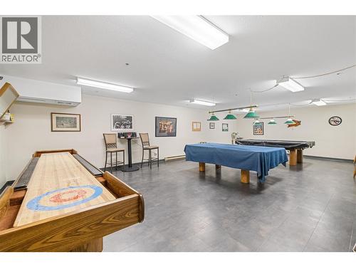 1045 Sutherland Avenue Unit# 323, Kelowna, BC - Indoor Photo Showing Other Room