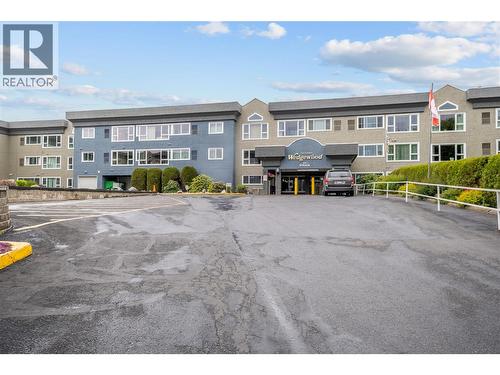 1045 Sutherland Avenue Unit# 323, Kelowna, BC - Outdoor With Facade