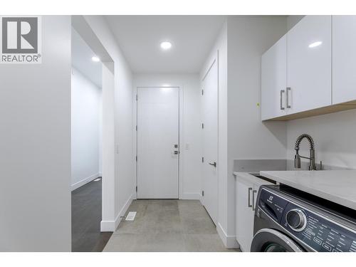 5586 Nixon Road, Summerland, BC - Indoor Photo Showing Laundry Room