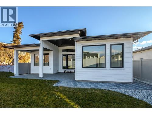 5586 Nixon Road, Summerland, BC - Outdoor
