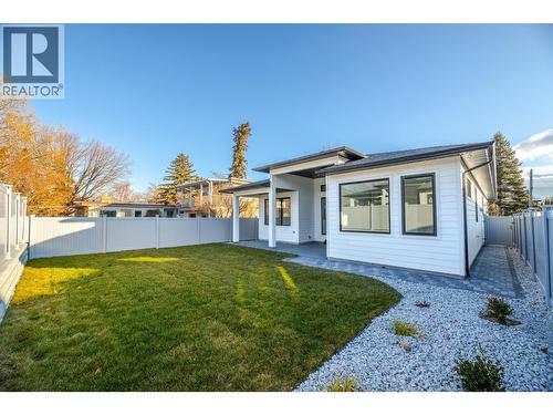 5586 Nixon Road, Summerland, BC - Outdoor