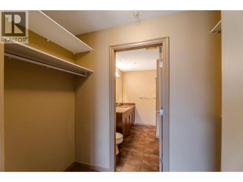 3589 Skaha Lake Road Unit# 204, Penticton, BC - Indoor