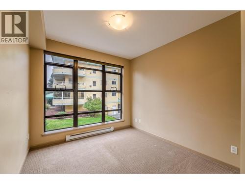 3589 Skaha Lake Road Unit# 204, Penticton, BC - Indoor Photo Showing Other Room