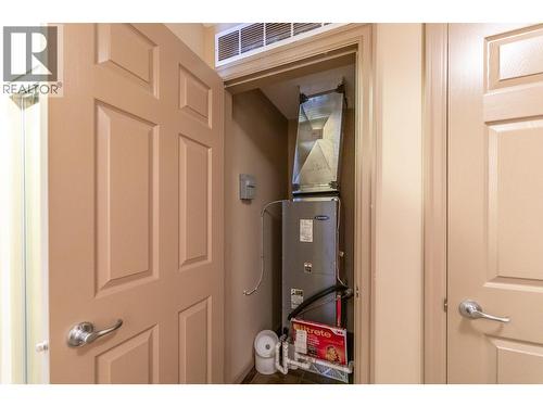 3589 Skaha Lake Road Unit# 204, Penticton, BC - Indoor Photo Showing Other Room