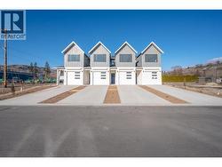 194 Maple Place Unit# 3  Oliver, BC V0H 1T9