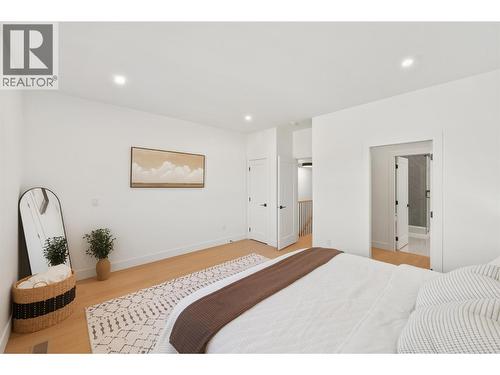 194 Maple Place Unit# 3, Oliver, BC - Indoor Photo Showing Bedroom