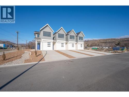 194 Maple Place Unit# 3, Oliver, BC - Outdoor