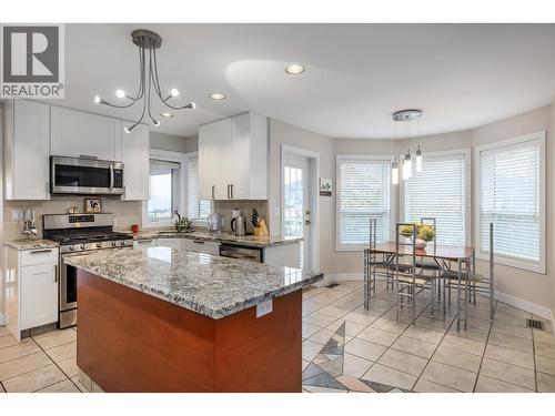 2761 Olalla Road, West Kelowna, BC - Indoor