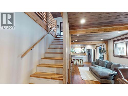 402A 6Th Avenue, Fernie, BC - Indoor Photo Showing Other Room