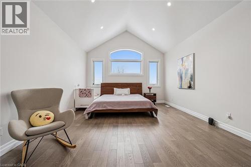 Bedroom featuring lofted ceiling and wood finished floors - 263 Chestnut Ridge, Waterloo, ON - Indoor Photo Showing Bedroom