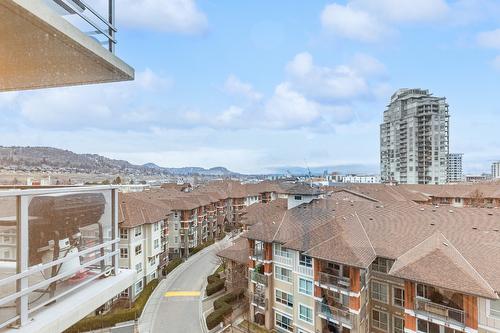 706-1075 Sunset Drive, Kelowna, BC - Outdoor