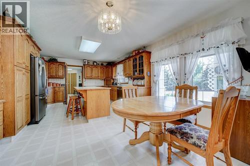 161078 Twp  132 Road, Vauxhall, AB - Indoor Photo Showing Dining Room