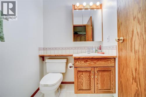 161078 Twp  132 Road, Vauxhall, AB - Indoor Photo Showing Bathroom