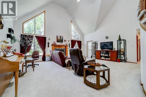 161078 Twp  132 Road, Vauxhall, AB - Indoor