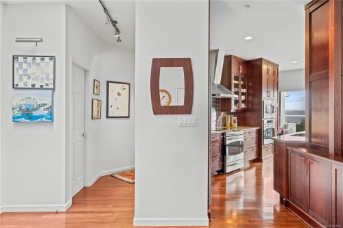 401-650 Prideaux St, Nanaimo, BC - Indoor