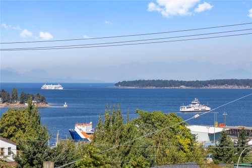 401-650 Prideaux St, Nanaimo, BC - Outdoor With Body Of Water With View