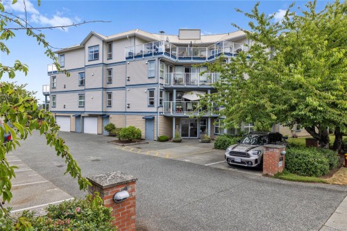 401-650 Prideaux St, Nanaimo, BC - Outdoor With Facade