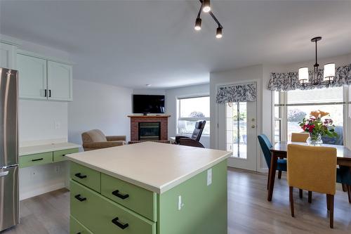 192-2330 Butt Road, Westbank, BC - Indoor With Fireplace