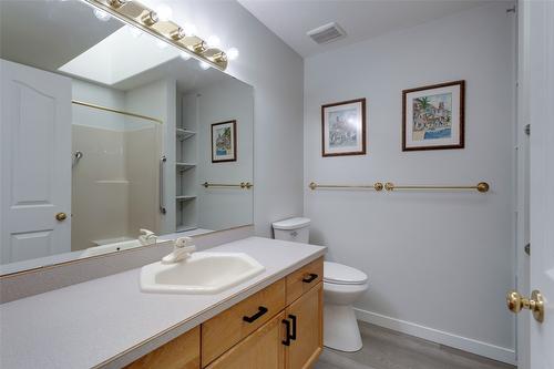 192-2330 Butt Road, Westbank, BC - Indoor Photo Showing Bathroom