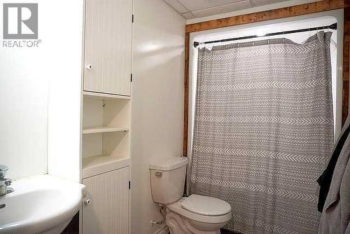 106157 Range Road 142, Rural Mackenzie County, AB - Indoor Photo Showing Bathroom