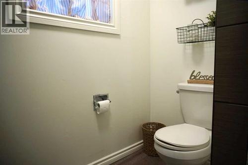 106157 Range Road 142, Rural Mackenzie County, AB - Indoor Photo Showing Bathroom