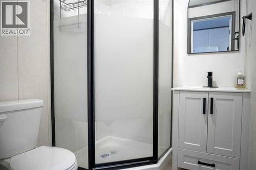 106157 Range Road 142, Rural Mackenzie County, AB - Indoor Photo Showing Bathroom