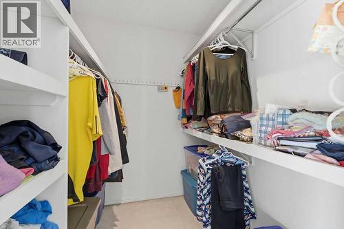 603 Citadel Terrace Nw, Calgary, AB - Indoor With Storage